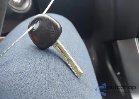 2013 Kia Sorento Lx из США, поврежденный, VIN 5XYKTCA60DG323792